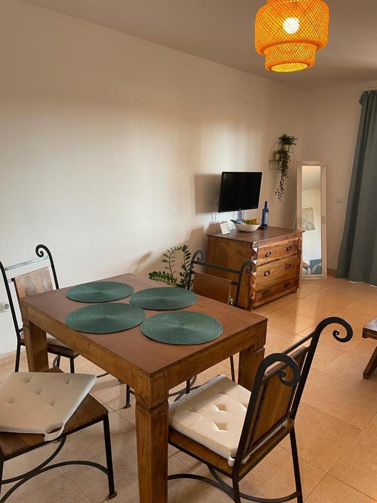 Apartamento Evita คอร์ราเลโฮ ภายนอก รูปภาพ